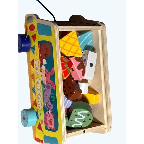 Wooden Ice Cream Pull Along Truck Toy With Magnetic Building Ice Cream Blocks - Picture 16 of 16